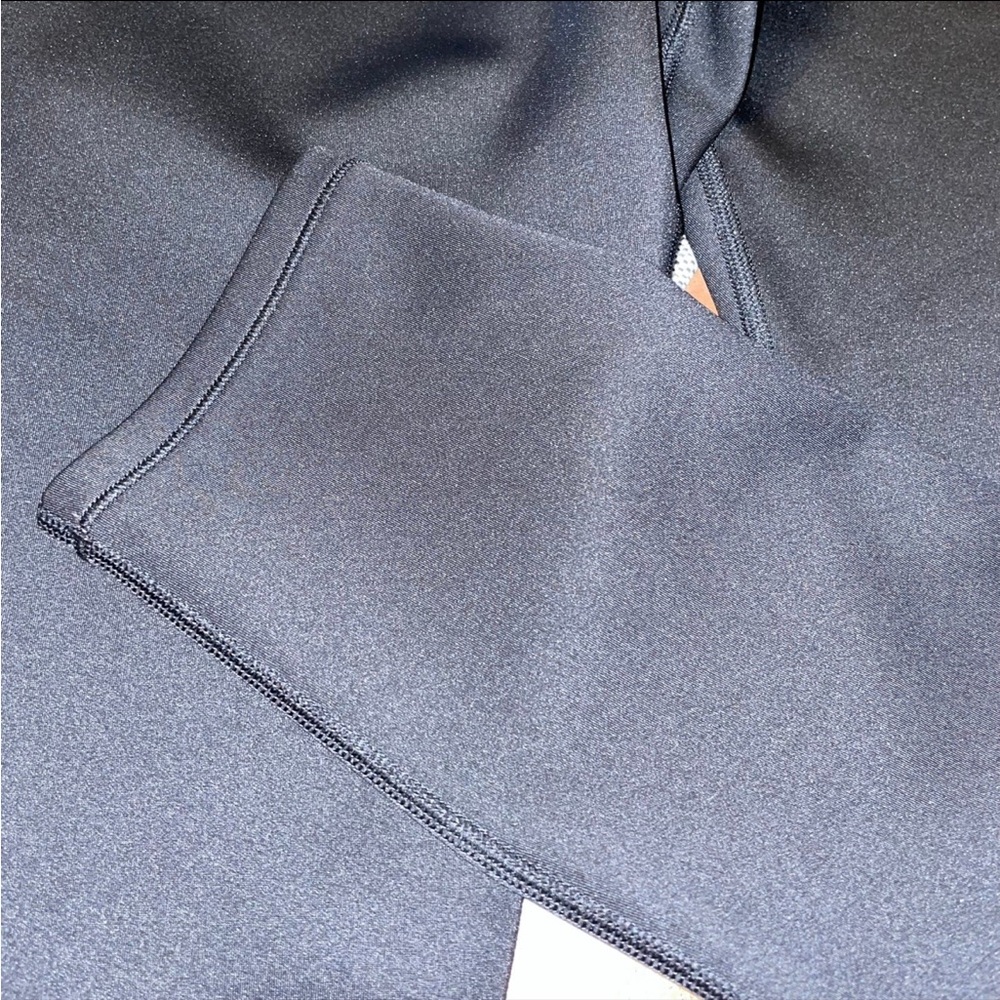 Under Armour sz XL - Picture 4 of 5